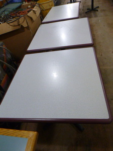 lot 90 image: 3 Tables