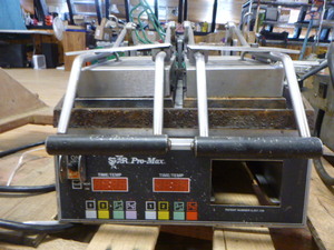 lot 95 image: Star Pro-Max Panini Sandwich Press