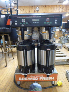 lot 107 image: Bunn Twin Pot Infusion Series Coffee Maker