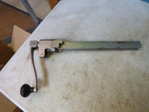 lot 122 image: Edlund Can Opener