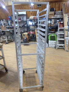 lot 131 image: RAC 19 Shelf Food Rack