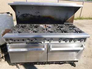 lot 134 image: Imperial 10 BurnerDouble Oven Range
