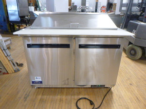 lot 1 image: Arctic Air Commercial Refrigerator