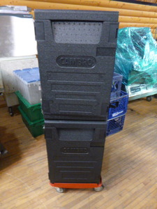 lot 112 image: 2 Cambro Insulated Food Pan CarrierTransport