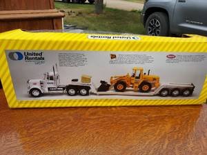 lot 40 image: Collector United Rentals Set