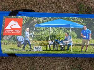 lot 7 image: Portable Canopy