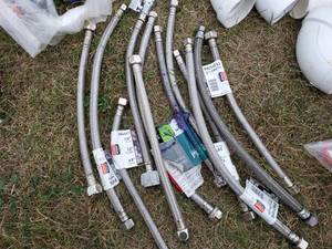 lot 9 image: Plumbing Supply Assortment