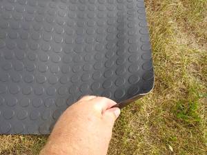 lot 101 image: Rubber Flooring