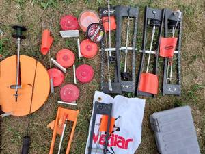 lot 78 image: Winter Fishing Gear