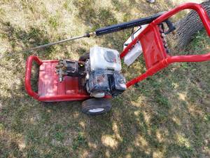 lot 11 image: Gas Powered Pressure Washer