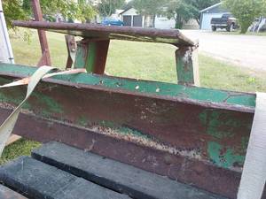 lot 6 image: John Deere 3 Point Blade