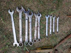 lot 107 image: Two Pails of Tools