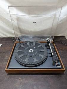 BIC Turntable