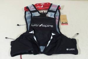 lot 121 image: UltrAspire Momentum 2.0 Running Vest -Large, BlackRed