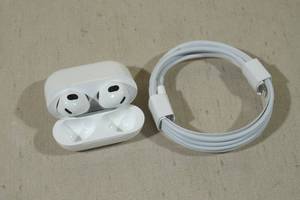 lot 133 image: Apple Airpods 3rd Gen with MagSafe Charging Case