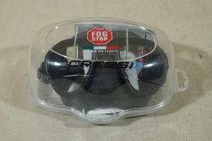 lot 161 image: Cressi Calibro Swim Mask -Green