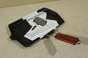 lot 226 image: Cast Iron Griddle