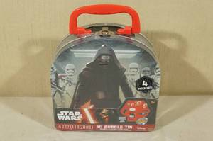 lot 231 image: Star Wars 3D Bubble Tin