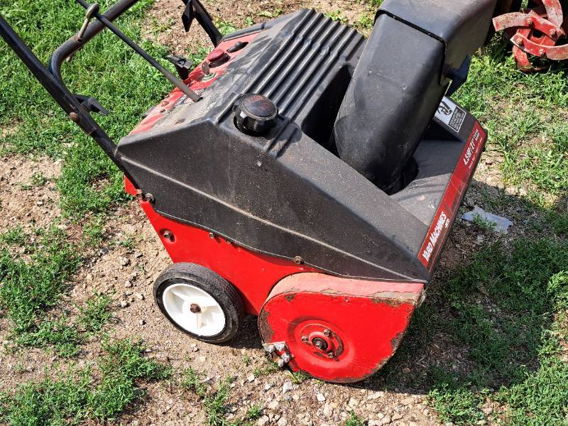 Yard machines 4.5 hp 21 2024 snowblower