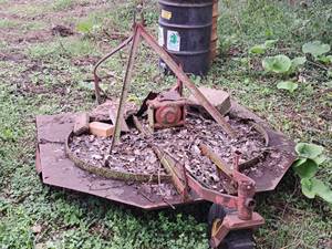 lot 991 image: 64 Mower Deck
