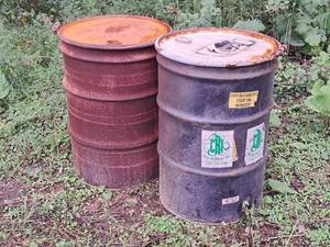 lot 1001 image: Lot of (2) Metal Drums