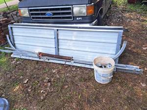 lot 1044 image: 4-Panel Garage Door