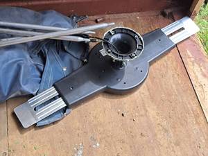 lot 1084 image: Digital RV TV Antenna