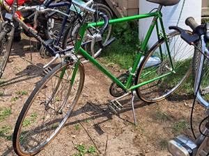 lot 1095 image: Motobecane Mirage 24 10-speed Street Bike 25 Green Frame