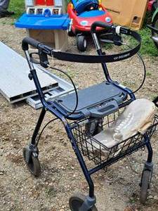 lot 1106 image: Dolomite 4-wheel SeatWalker with Brakes and Basket