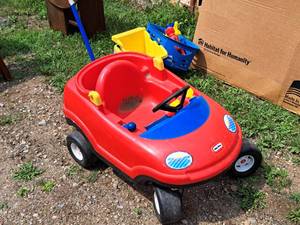 lot 1126 image: Little Tikes Childrens Push Car