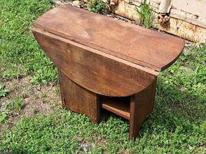 lot 1128 image: Wood Folding Side Table