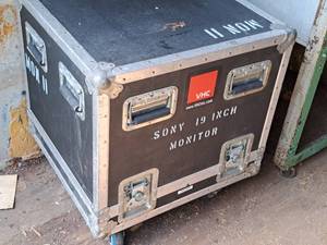 lot 1199 image: Rolling Road Case