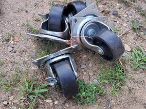 lot 1175 image: Lot of (4) 2-34 Caster Wheels (New)