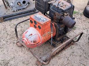 lot 1190 image: Homelite High Cycle Gas 3-Phase Generator 119HY35-1