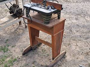 lot 1196 image: Chopmaster Router with Stand and Accessories