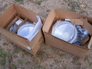 lot 1899 image: Lot of (2) LED Lights (New)