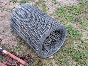 lot 1902 image: Lot of (1 Roll) 24-12 Metal Mesh