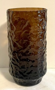 lot 102 image: 6 Brown Lenox Glasses