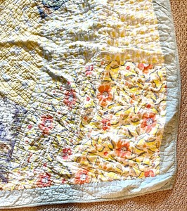 lot 137 image: Pottery Barn Quilt and 2 Soft Throw Blankets by Marshall Fields