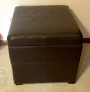 lot 177 image: Brown Faux Leather Ottoman Storage Cube