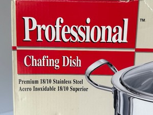 lot 168 image: Tramontina Five Quart Professional Chafing Dish - NEW