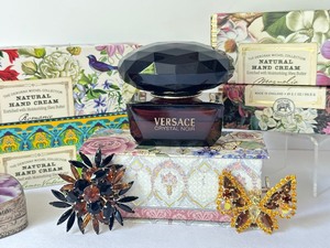 lot 162 image: Bath and Beauty Items including Versace Crystal Noir Perfume