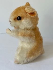lot 30 image: Vintage Steiff Chipmunk