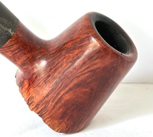 lot 6 image: Knute of Denmark Tobacco Pipe