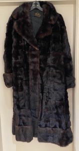 lot 48 image: Kish Furs of Omaha Fur Coat