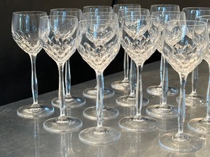 lot 39B image: Set of 14 Piell Crystal White Wine Glasses
