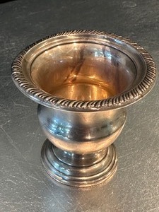 lot 34 image: Vintage Sterling Silver Toothpick Holder