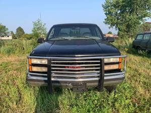 1997 GMC Sierra 2500 (34 Ton)
