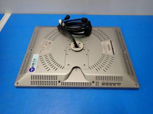 lot 20 image: Wacom 21UX DTZ-2100D LCD  21.3 screen with 1600 x 1200 resolution  includes display cables only  2 dark spots and a few scratches on screen