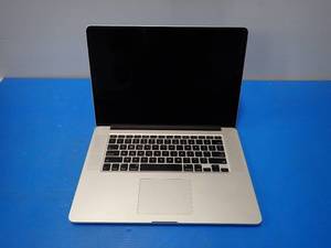 lot 26 image: Apple&nbspMacBookPro11,2 A1398 ME293LL BTO &nbspINTEL(R) CORE(TM) I7-4960HQ CPU  2.60GHZ  16GB DDR3 RAM  500GB HD  15 screen with 2880 x 1800 resolution  anti-glare is peeling, bottom cover screws are loose  includes IOS  No charger